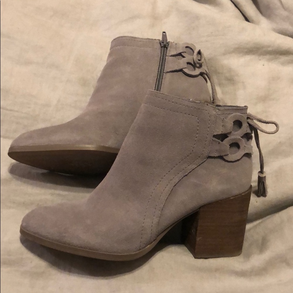 Vince Camuto grey suede booties size 8